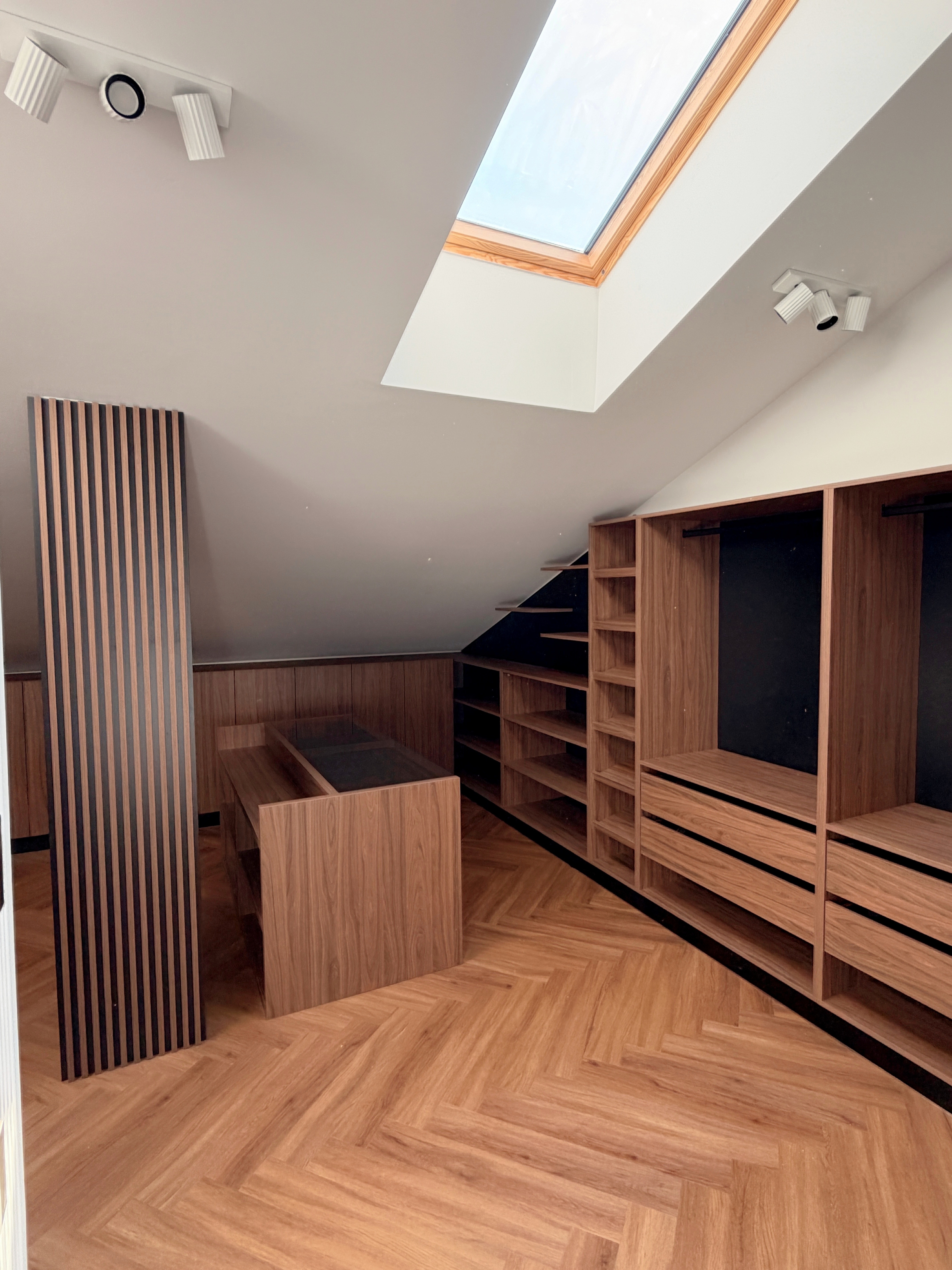 Wallnut Loft